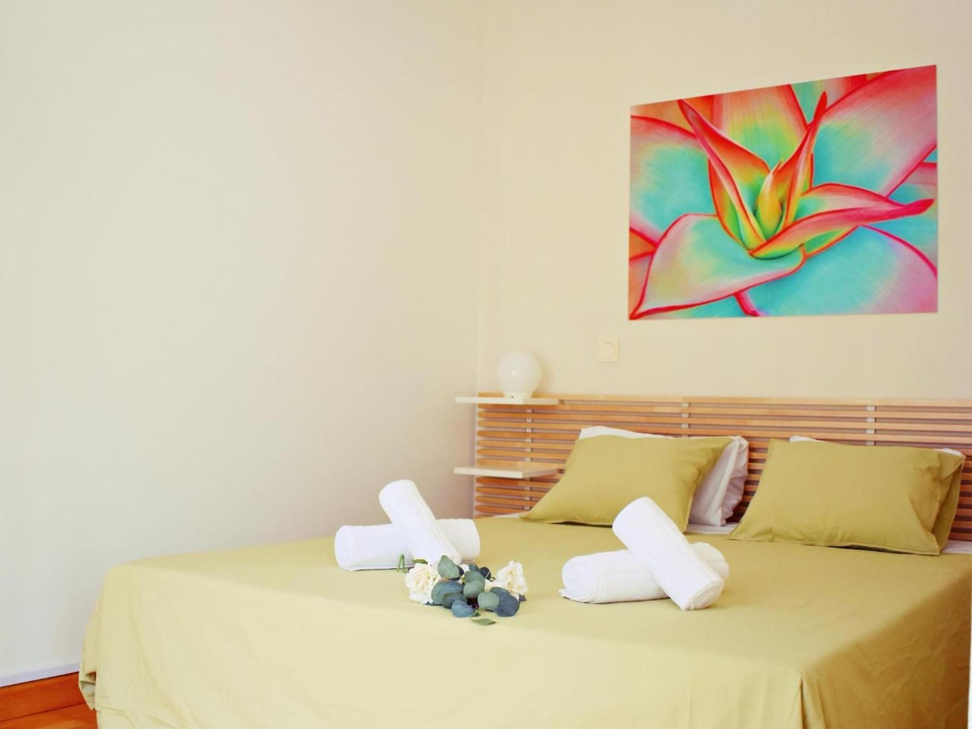 Cozy Apatment Just 10 Mins From The City Centre Malaga Exterior photo